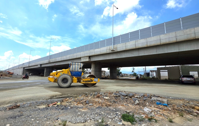 Ki&ecirc;n quyết xử l&yacute; t&aacute;i lấn chiếm, bảo đảm tiến độ thi c&ocirc;ng cao tốc Kh&aacute;nh H&ograve;a - Bu&ocirc;n Ma Thuột- Ảnh 5.
