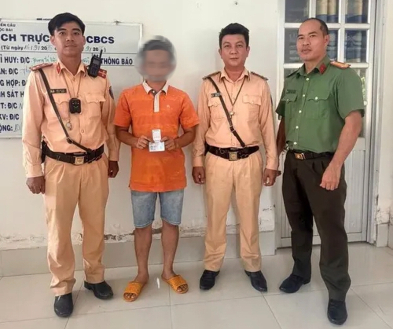Ph&aacute;t hiện 3 t&agrave;i xế xe đầu k&eacute;o dương t&iacute;nh với ma t&uacute;y tại cửa khẩu Mộc B&agrave;i- Ảnh 1.