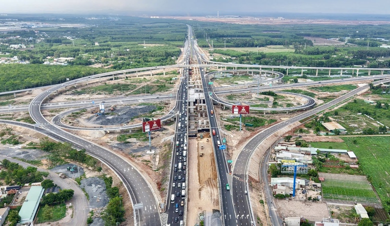 Dự kiến mở to&agrave;n bộ n&uacute;t giao Long Th&agrave;nh, gỡ điểm nghẽn kết nối cao tốc- Ảnh 4.