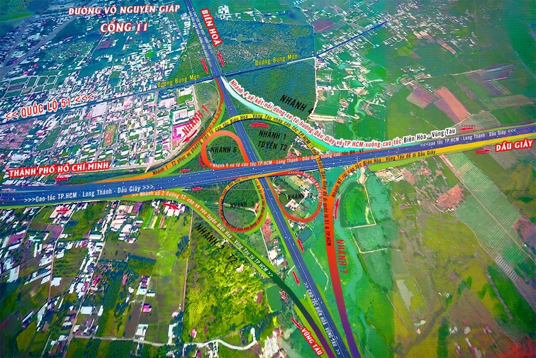 N&uacute;t giao Long Th&agrave;nh vận h&agrave;nh đầy đủ c&aacute;c nh&aacute;nh, kết nối th&ocirc;ng suốt hai tuyến cao tốc- Ảnh 3.
