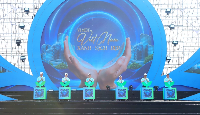 Ph&aacute;t động to&agrave;n d&acirc;n bảo vệ m&ocirc;i trường: H&agrave;nh động nhỏ v&igrave; một Việt Nam xanh- Ảnh 2.