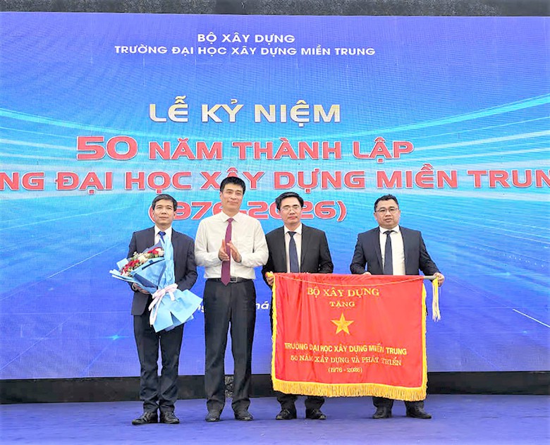 Thứ trưởng Phạm Minh H&agrave;: X&acirc;y dựng MUCE l&agrave; trung t&acirc;m đ&agrave;o tạo, chuyển giao c&ocirc;ng nghệ uy t&iacute;n- Ảnh 2.
