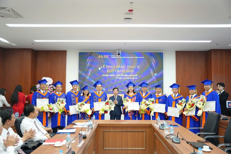 Bổ sung nguồn nhân lực chất lượng cao cho ngành đường sắt- Ảnh 1. Bổ sung nguồn nhân lực chất lượng cao cho ngành đường sắt- Ảnh 1.