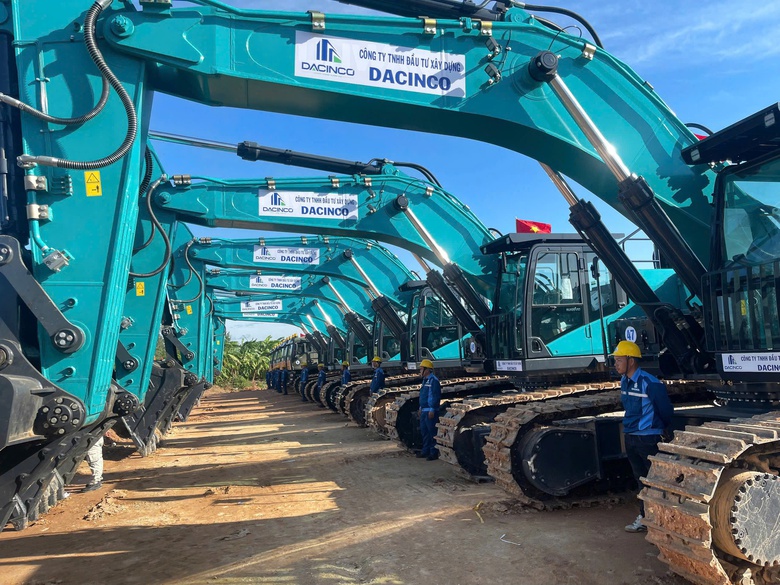 DACINCO thương hiệu mạnh về thiết bị thi công chuyên sâu- Ảnh 3. DACINCO thương hiệu mạnh về thiết bị thi công chuyên sâu- Ảnh 3.