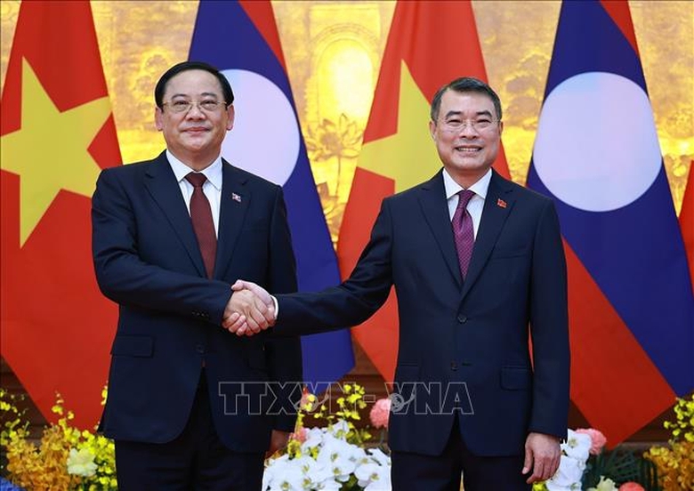 Tiếp tục vun đắp quan hệ Việt Nam - Lào ngày càng sâu sắc, thực chất và hiệu quả- Ảnh 2. Tiếp tục vun đắp quan hệ Việt Nam - Lào ngày càng sâu sắc, thực chất và hiệu quả- Ảnh 2.