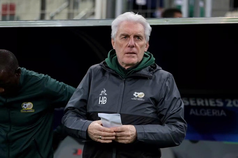 3 huấn luyện vi&ecirc;n "g&agrave; g&acirc;n" tuổi "thất thập cổ lai hy" dẫn dắt đội b&oacute;ng tại World Cup 2026 - Ảnh 1.