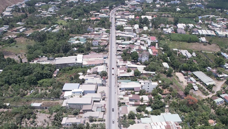 Tăng tốc GPMB 6 dự án giao thông kết nối liên vùng và sân bay Long Thành- Ảnh 1. Tăng tốc GPMB 6 dự án giao thông kết nối liên vùng và sân bay Long Thành- Ảnh 1.