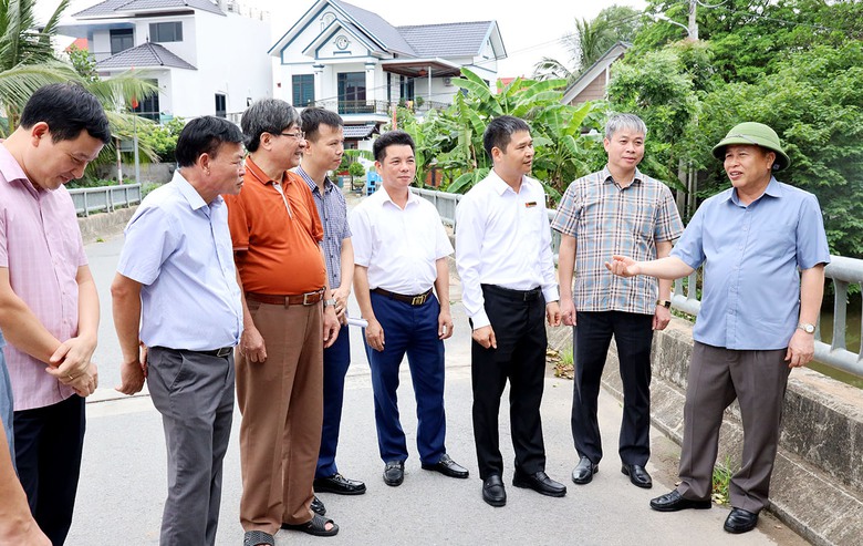 Ph&uacute; Thọ đề xuất đầu tư gần 190 tỷ đồng xử l&yacute; c&aacute;c điểm sạt lở nguy hiểm ở khu vực Vĩnh Ph&uacute;c- Ảnh 2.