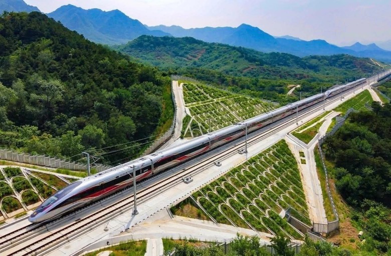 Ninh Bình khẩn trương GPMB cho dự án đường sắt tốc độ cao Bắc - Nam- Ảnh 1. Ninh Bình khẩn trương GPMB cho dự án đường sắt tốc độ cao Bắc - Nam- Ảnh 1.