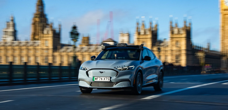Uber chuẩn bị thử nghiệm taxi tự l&aacute;i c&oacute; người gi&aacute;m s&aacute;t tại London
- Ảnh 1.