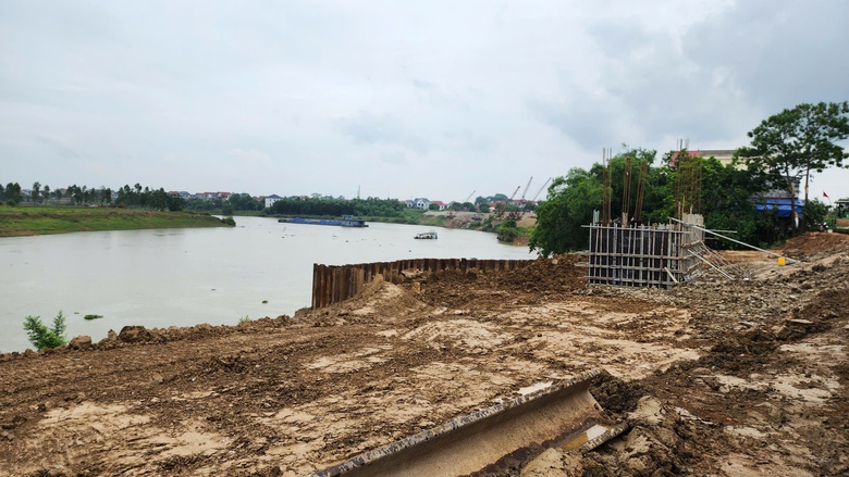 Chạy đua trước mùa mưa lũ, trạm bơm khẩn cấp ở Bắc Ninh thi công ra sao?- Ảnh 4. Chạy đua trước mùa mưa lũ, trạm bơm khẩn cấp ở Bắc Ninh thi công ra sao?- Ảnh 4.
