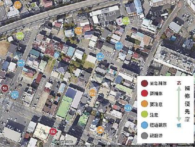 Maeda Road unveils connected-car system to detect potholes and improve road maintenance - Ảnh 1.