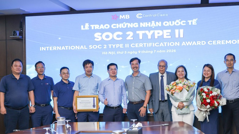 MB trở th&agrave;nh ng&acirc;n h&agrave;ng Việt đầu ti&ecirc;n sở hữu chứng nhận SOC 2 Type II - Ảnh 2.