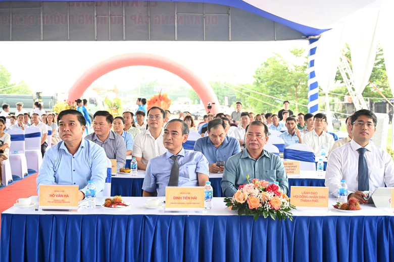 Đồng Nai: Khởi c&ocirc;ng 3 tuyến giao th&ocirc;ng gần 20.000 tỷ kết nối s&acirc;n bay Long Th&agrave;nh - Ảnh 7.