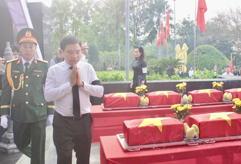 63 anh h&ugrave;ng liệt sĩ trở về y&ecirc;n nghỉ trong l&ograve;ng đất mẹ tại Đồng Nai - Ảnh 2.