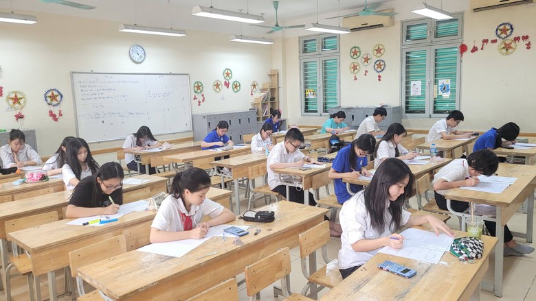H&agrave; Nội tinh gọn quản l&yacute; trường học, bổ sung th&ecirc;m 1.805 ph&ograve;ng học - Ảnh 1.