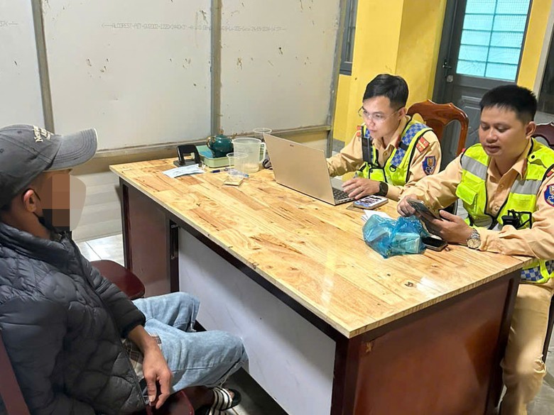 Đắk Lắk xử lý nghiêm trường hợp điều khiển xe máy dương tính với ma túy - Ảnh 1.