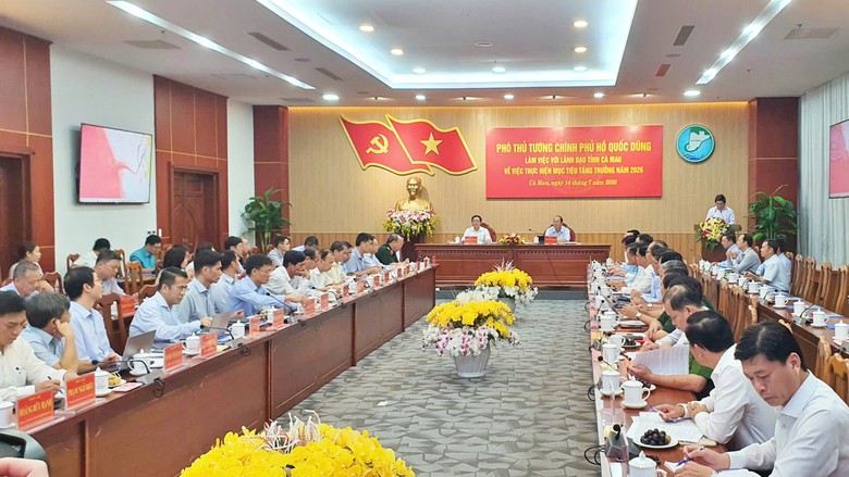C&agrave; Mau: Tập trung th&aacute;o gỡ vướng mắc hạ tầng, vật liệu để bứt ph&aacute; kinh tế - Ảnh 3.