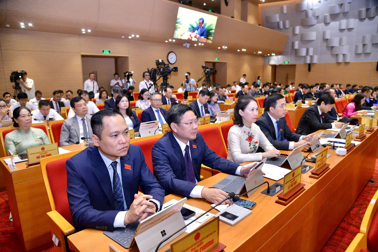HĐND Hà Nội khai mạc kỳ họp thứ năm, xem xét nhiều cơ chế phát triển Thủ đô - Ảnh 3.