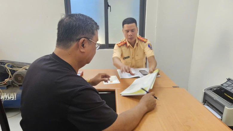Siết an toàn trên những chuyến tàu ra đảo ở Khánh Hòa - Ảnh 7.