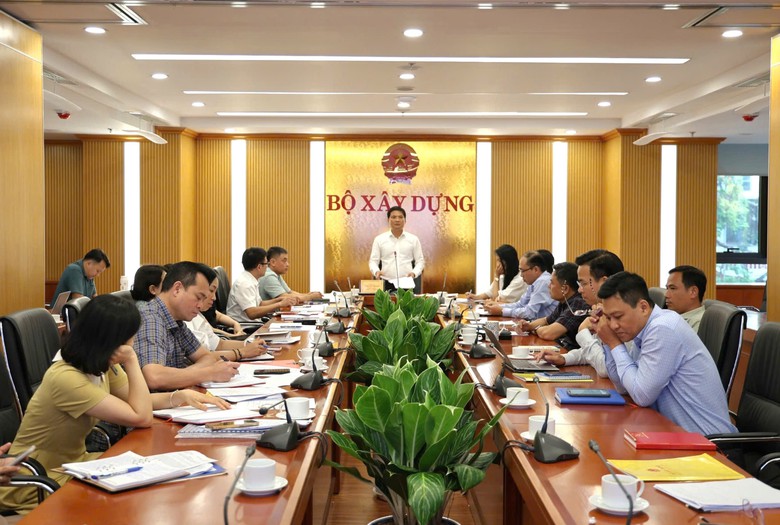 Văn ph&ograve;ng Bộ X&acirc;y dựng đổi mới mạnh mẽ tư duy, tham mưu đ&uacute;ng, tr&uacute;ng, từ sớm, từ xa - Ảnh 2.