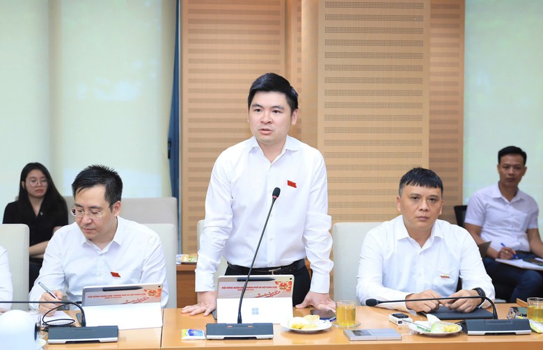 Trung tâm Bóng đá Cộng đồng Hà Nội FC: Bước khởi đầu từ một cam kết với cử tri - Ảnh 4.