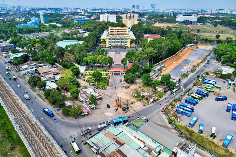 TP.HCM: Nhiều phường giải ng&acirc;n đầu tư c&ocirc;ng thấp do tiếp nhận c&aacute;c dự &aacute;n chuyển giao - Ảnh 1.