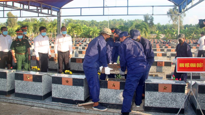C&agrave; Mau: Lấy mẫu sinh phẩm x&aacute;c định danh t&iacute;nh 761 liệt sĩ chưa x&aacute;c định được th&ocirc;ng tin - Ảnh 3.