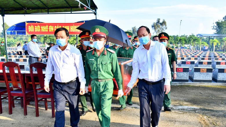 C&agrave; Mau: Lấy mẫu sinh phẩm x&aacute;c định danh t&iacute;nh 761 liệt sĩ chưa x&aacute;c định được th&ocirc;ng tin - Ảnh 7.