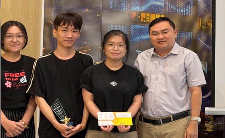 Sinh vi&ecirc;n UAH Cần Thơ gi&agrave;nh giải Nhất cuộc thi thiết kế kiến tr&uacute;c Thi&ecirc;n Qu&acirc;n Center - Ảnh 3.