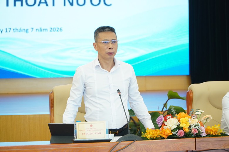 Thứ trưởng Nguyễn Tường văn chỉ đạo Bộ x&acirc;y dựng đảm bảo cấp nước an to&agrave;n cho người d&acirc;n - Ảnh 2.