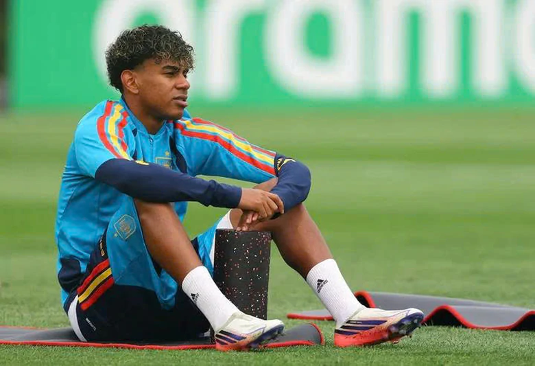 T&acirc;y Ban Nha &ldquo;to&aacute;t mồ h&ocirc;i&rdquo; với chấn thương của Yamal trước chung kết World Cup 2026 - Ảnh 1.