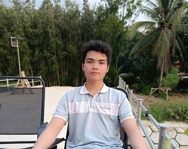 Sáng đi làm, trưa giải khát, tối nhận tiền: Vì sao hàng ngàn người đang háo hức xé nhãn chai nước? - Ảnh 5.
