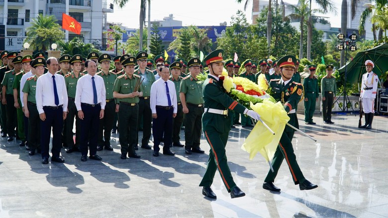 Bộ trưởng Bộ Công an: Bảo đảm an ninh phải gắn với chiến lược phát triển của Gia Lai - Ảnh 3.
