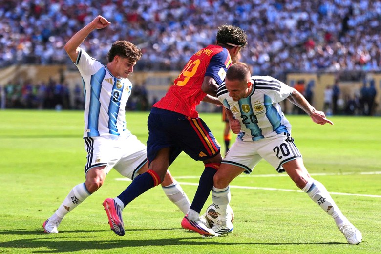 Đội tuyển Argentina lập loạt kỷ lục buồn sau thất bại trước Tây Ban Nha - Ảnh 1.