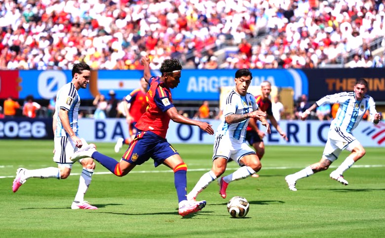 T&acirc;y Ban Nha đăng quang World Cup 2026 sau chiến thắng 1 - 0 trước Argentina - Ảnh 1.