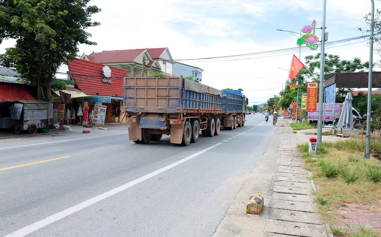 Cấp thiết mở rộng đường ven biển H&agrave; Tĩnh để mở kh&ocirc;ng gian ph&aacute;t triển mới - Ảnh 2.