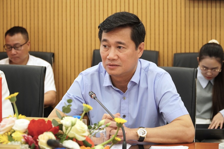 Thứ trưởng Nguyễn Tường Văn tiếp Thứ trưởng Bộ Ngọai thương Cuba tại Bộ X&acirc;y dựng - Ảnh 1.