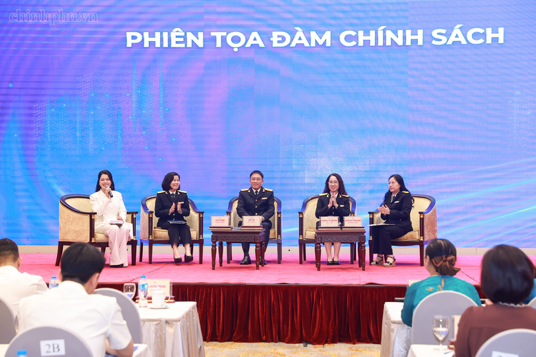 Đơn giản hóa thủ tục, đồng hành cùng người nộp thuế thực hiện chính sách thuế mới - Ảnh 1.