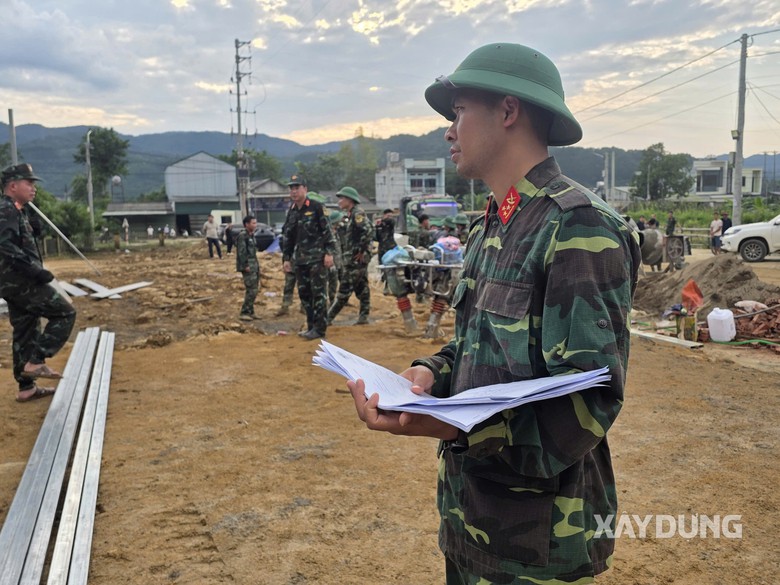 Những ngôi nhà mới khu tái định cư cho người dân Mường Thang đang thành hình? - Ảnh 6.