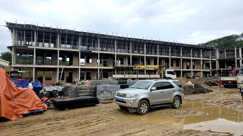 Đà Nẵng sẽ hoàn thành 6 trường nội trú liên cấp trước ngày 25/8 để phục vụ năm học mới - Ảnh 1.