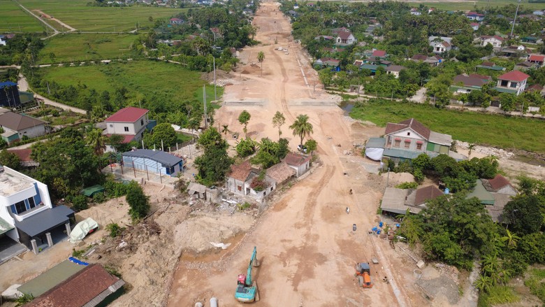 Dự án đường 630 tỷ đồng nhộn nhịp trở lại sau thời gian dài chờ mặt bằng - Ảnh 6.