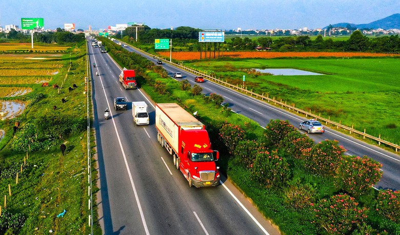 Bộ Xây dựng thúc đẩy phát triển hợp tác xã xây dựng, vận tải giai đoạn 2026-2030 - Ảnh 1.