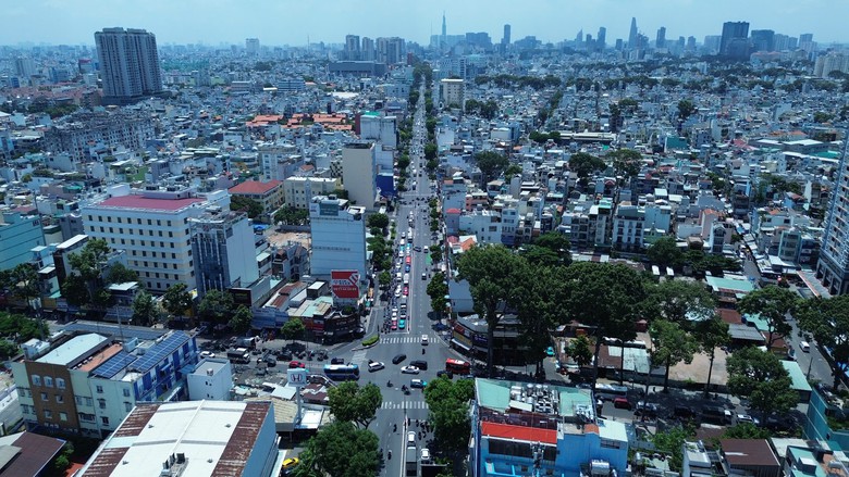 TP.HCM tính xây thêm cầu vượt thép, gỡ "điểm nghẽn" giao thông tại nhiều nút giao lớn - Ảnh 1.