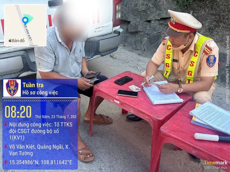 Quảng Ng&atilde;i: T&agrave;i xế kh&ocirc;ng nhường đường cho xe ưu ti&ecirc;n bị phạt 7 triệu đồng - Ảnh 2.