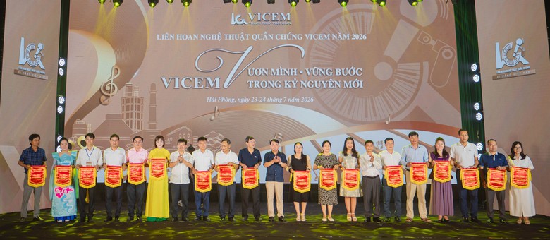 VICEM t&ocirc;n vinh gi&aacute; trị văn h&oacute;a doanh nghiệp qua Li&ecirc;n hoan nghệ thuật Xi măng 2026 - Ảnh 1.