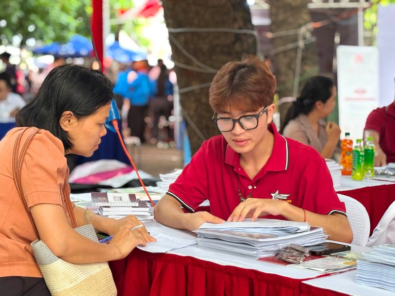 Bộ Gi&aacute;o dục v&agrave; Đ&agrave;o tạo ban h&agrave;nh quy định mới về bảo đảm chất lượng gi&aacute;o dục - Ảnh 1.