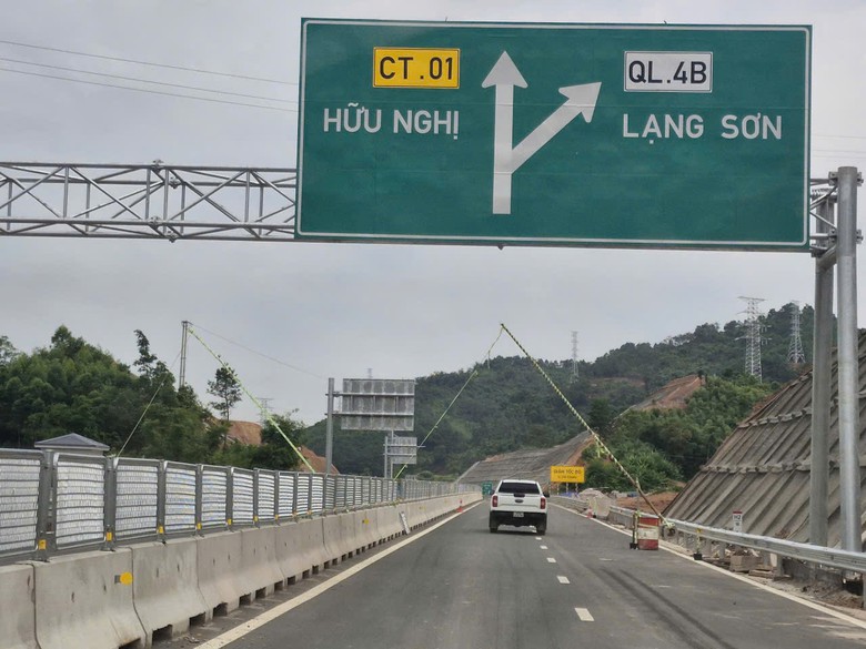 Bổ sung khối lượng nhưng kh&ocirc;ng gi&atilde;n tiến độ ho&agrave;n th&agrave;nh cao tốc Hữu Nghị - Chi Lăng - Ảnh 1.