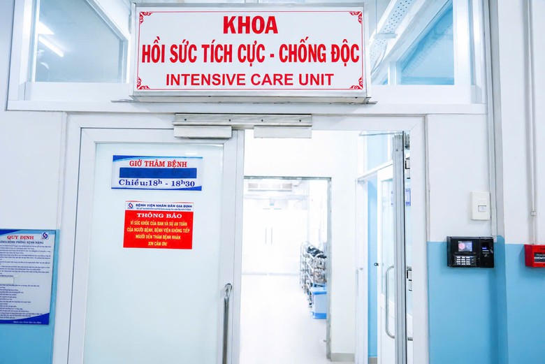 5 nạn nh&acirc;n trong vụ ch&aacute;y qu&aacute;n ăn ở TP.HCM đ&atilde; tử vong - Ảnh 2.