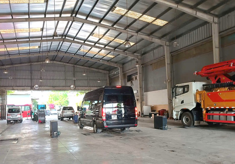 7 trường hợp cải tạo ô tô bắt buộc phải do nhà sản xuất thực hiện, chủ xe cần lưu ý - Ảnh 1.